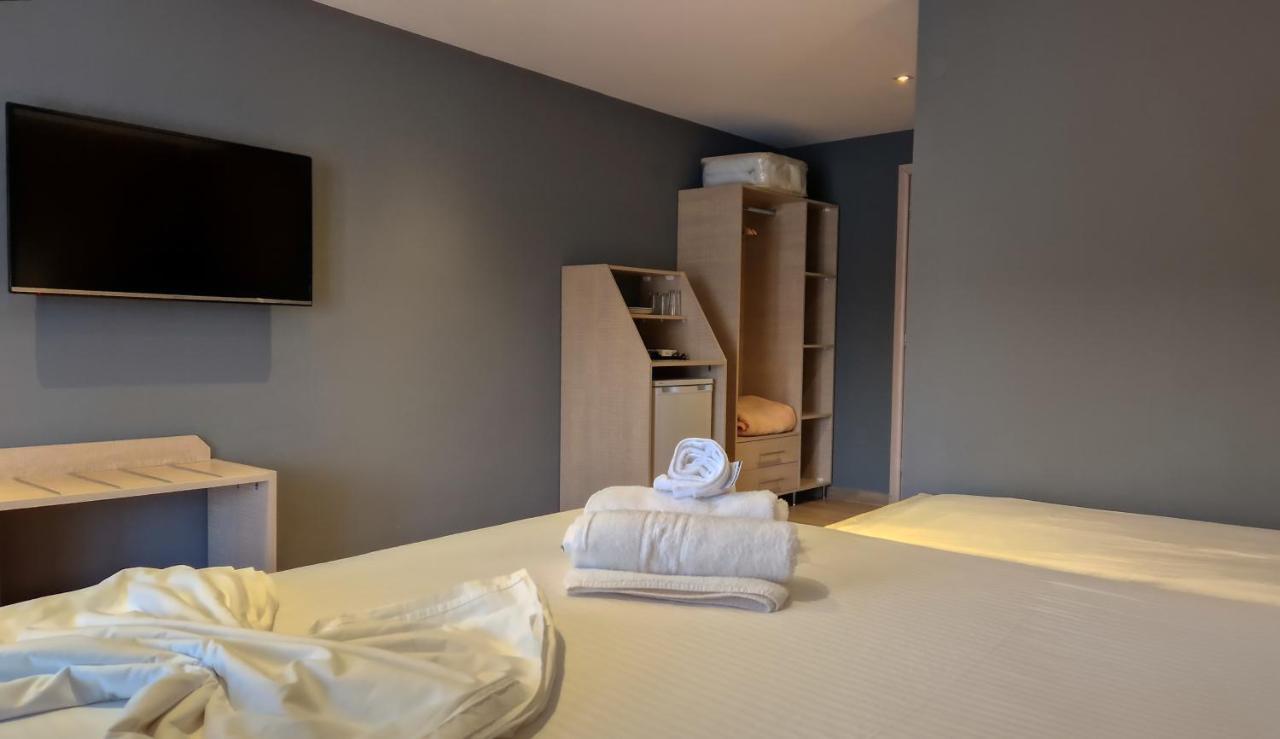 Hotel Viky Sarti Exteriör bild