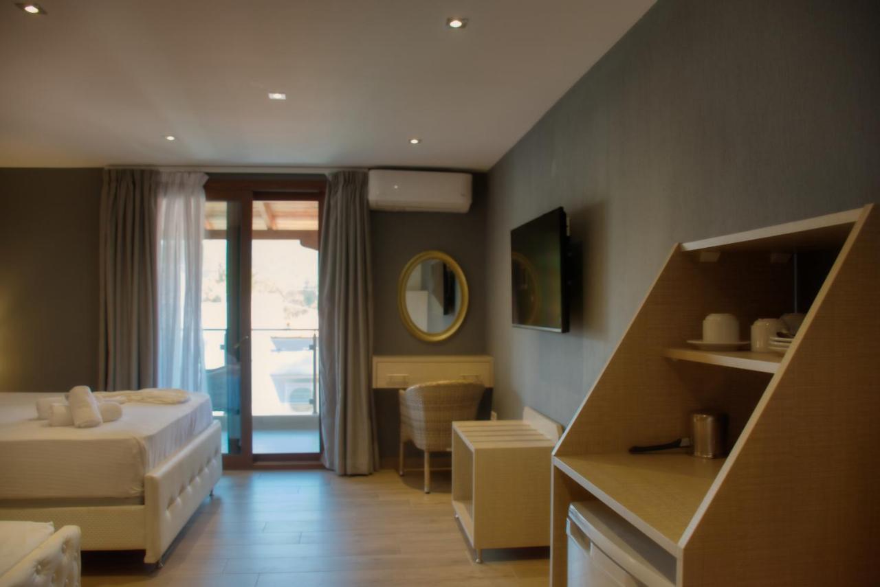 Hotel Viky Sarti Exteriör bild