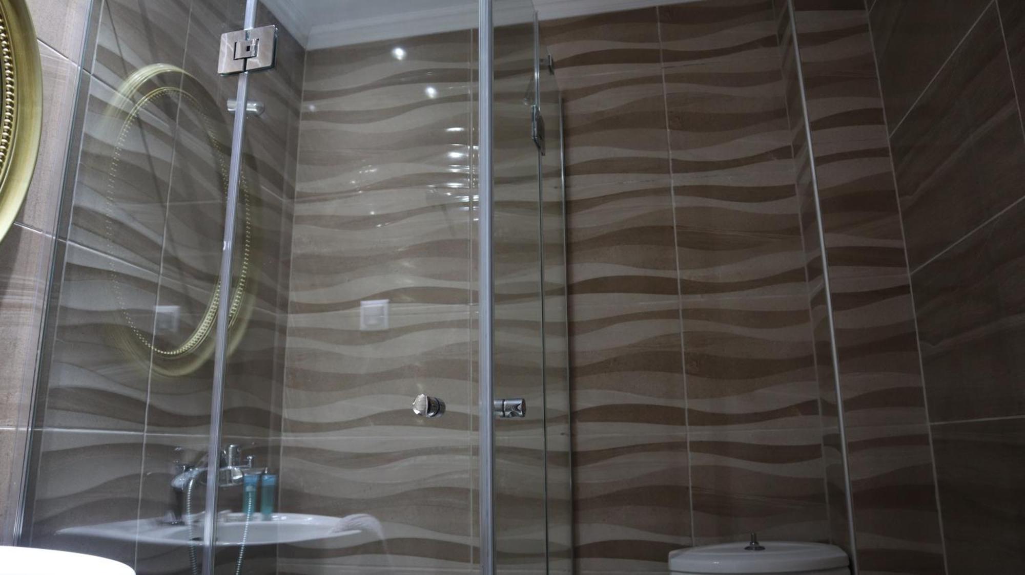 Hotel Viky Sarti Exteriör bild